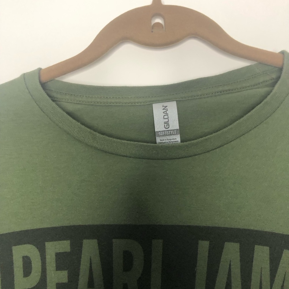 Pearl Jam Short Sleeve T-shirt Army Green S Double Graphic Band Tee 2022 - Picture 7 of 9